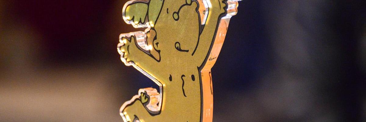 Die Trophäe der goldenen Blogger, ein kleines nacktes Männchen mit Stern in der Hand.